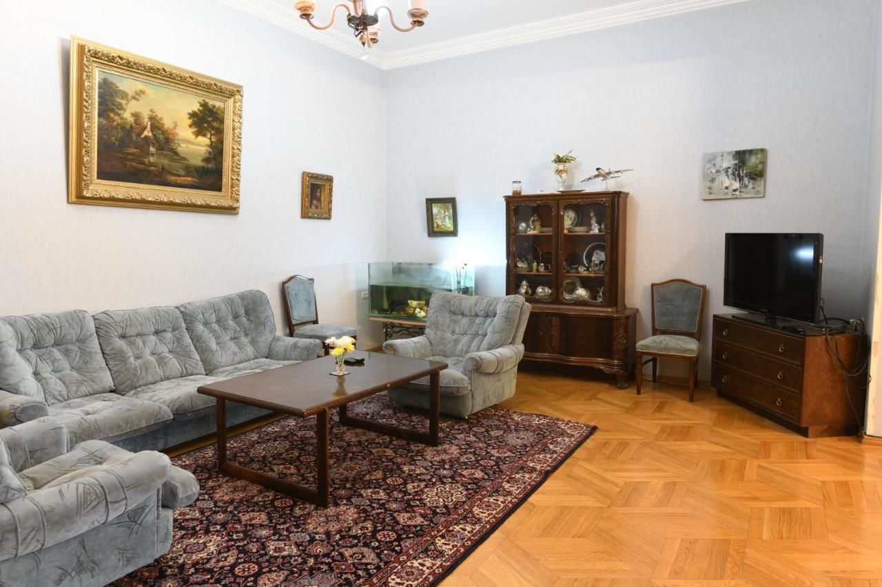Гостевой дом The Flat Тбилиси-16
