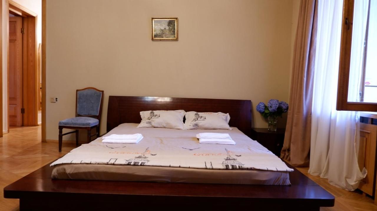 Гостевой дом The Flat Тбилиси-23