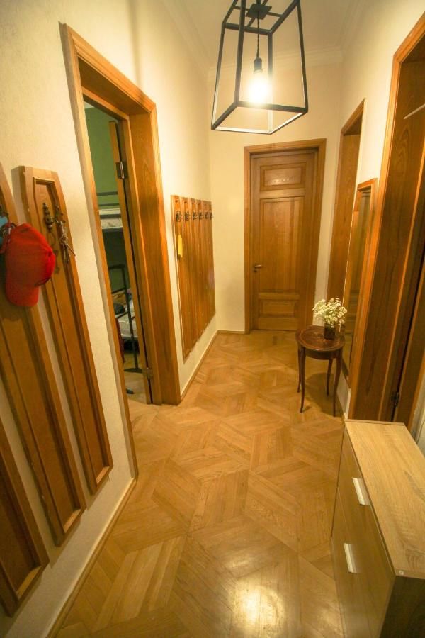 Гостевой дом The Flat Тбилиси-31